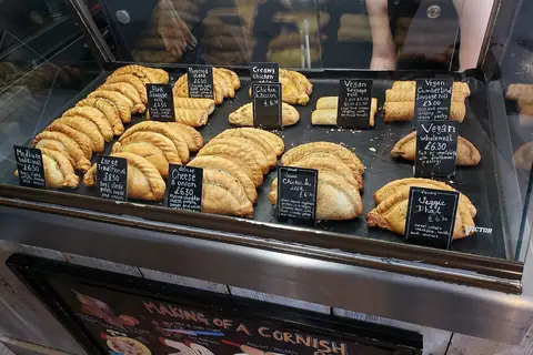 Yaadgaar Bakeries photo 3