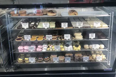 Yaadgaar Bakeries photo 1